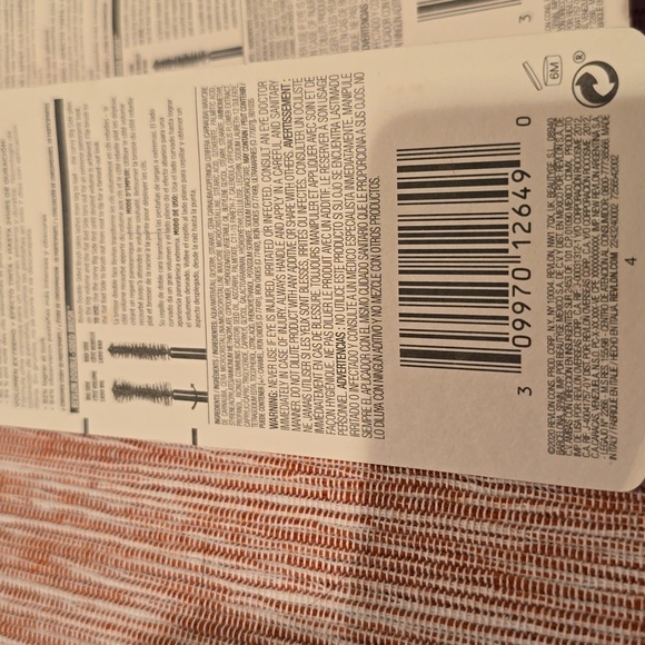 3 REVLON BRAND WOMENS BLACK & BLACKEST BLACK "SO FIRECE" MASCARAS & EYELASH CURL - Picture 11 of 11